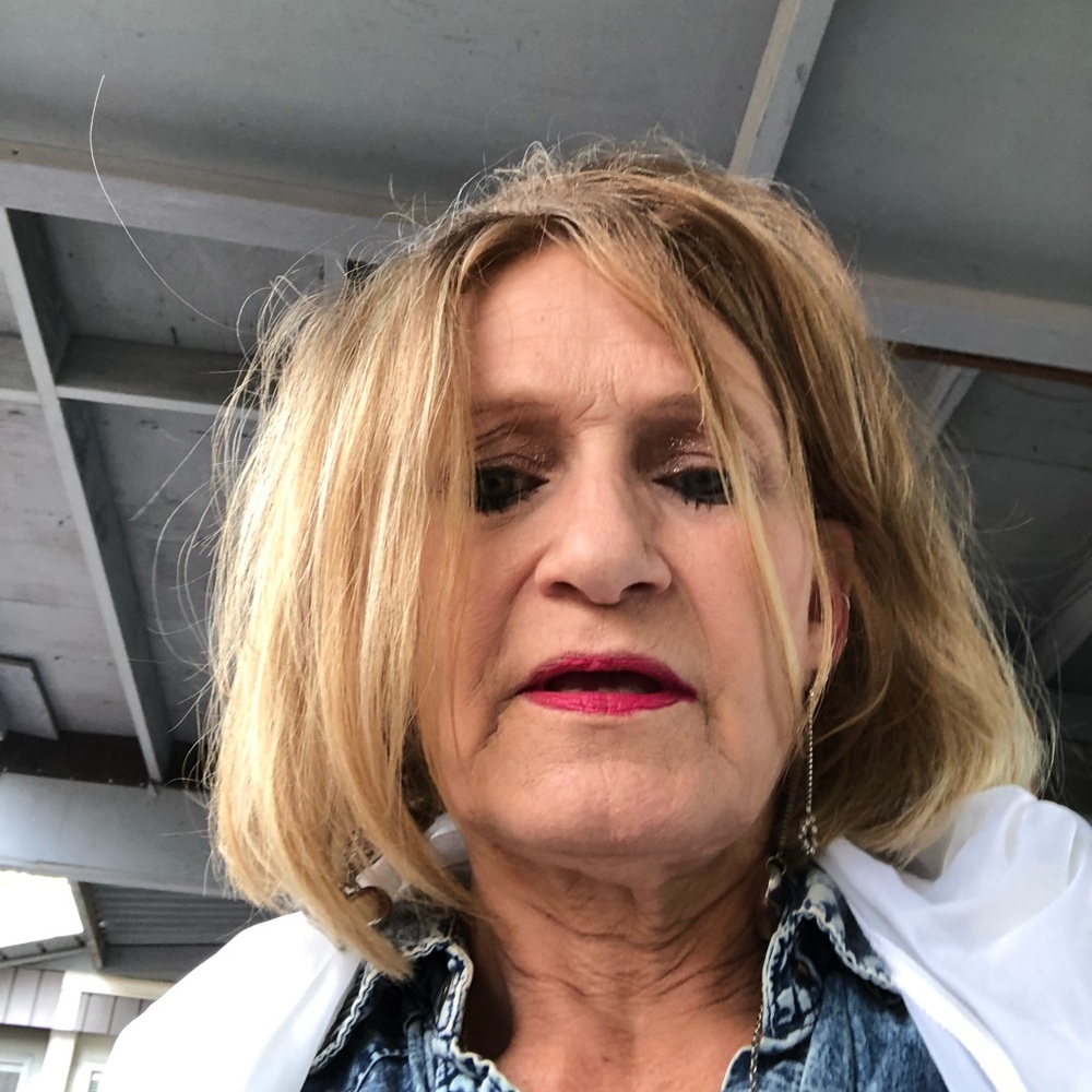 Meet your Posher, Cindy